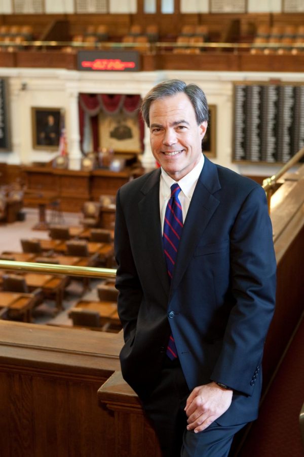 Texas+state+Rep.+Joe+Straus+looks+set+to+stay+in+the+powerful+speakers+role+after+a+broad+coalition+repudiated+challenges+based+on+his+Judaism.+%28Office+of+Rep.+Joe+Straus%29