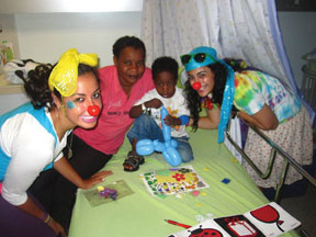Aviyah Rosenwasser and Corrine Malach volunteer as medical clowns. The girls spent time with patients and their families, making their stay more comfortable. (Photo: courtesy Rani Howard)