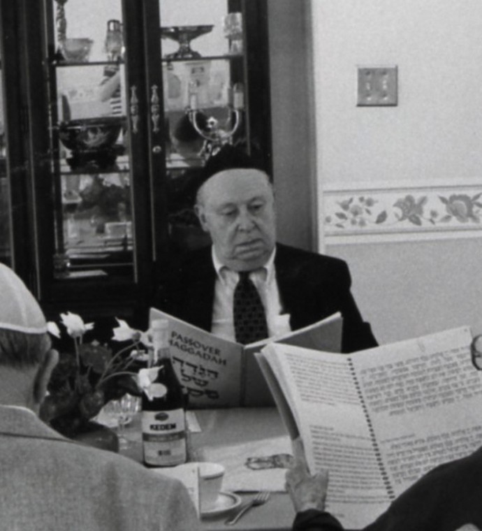 Ray Waton takes part in a 1996 Passover Sedar at the JCA. Jewish
Light file photo
