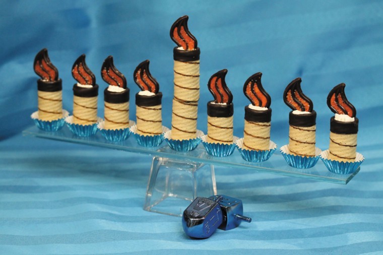 An+edible+menorah+project+for+families