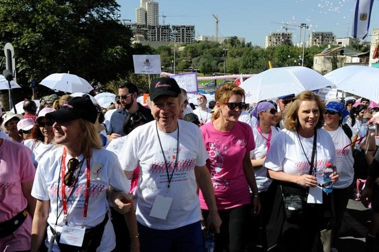 Sen. Joseph Lieberman participates in the Race for the Cure
event in Jerusalem in 2010 with his wife Hadassah, left, and Komen
founder Nancy Brinker.
