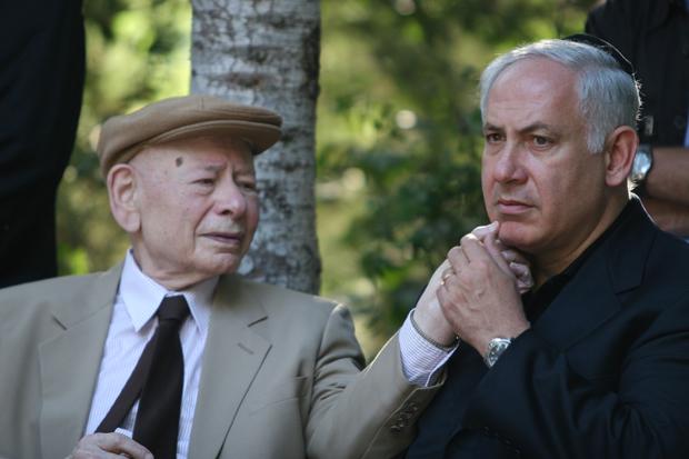 Israeli Prime Minister Benjamin Netanyahu with his father, Benzion, at a memorial day for Yoni Netanyahu at Mount Herzl military cemetery in Jerusalem, June 26, 2007.
