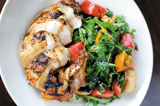 Double+Star+Farms+Amish+Chicken%3A+grilled+chicken%2C+roasted+red+potatoes%2C+farmer%E2%80%99s+mixed+greens%2C+tomato%2C+garlic-herb+croutons%2C+local+honey+balsamic+glaze.%0A