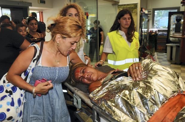 Survivors of the terror attack on the Israeli tour bus in Burgas, Bulgaria, returning to Israel with the help of the Israeli Air Force, July 19, 2012.

