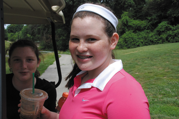 Adina+Barg+at+the+golf+tournament+she+founded+for+her+bat+mitzvah+project.%C2%A0%0A