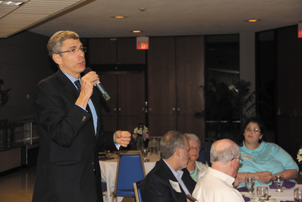 Rabbi Rick Jacobs speaks to a group at Temple Israel