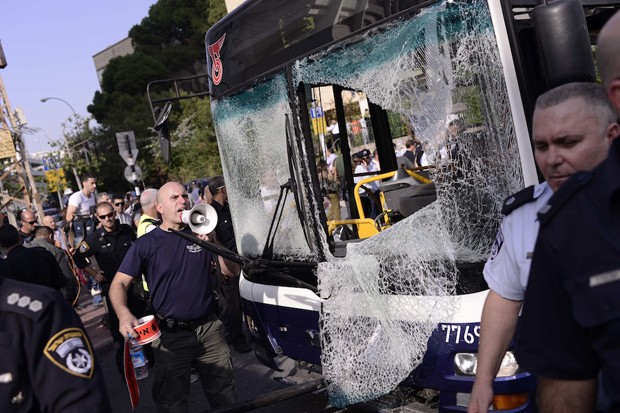 Tel Aviv bus bombing injures at least 20