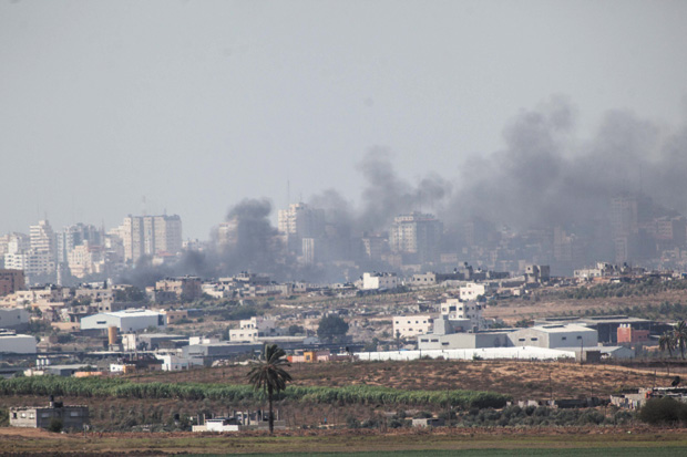 Smoke+rises+in+Northern+Gaza+after+an+Israeli+Air+Force+strike+during+Operation+Pillar+of+Defense.+Photo+by+Uri+Lenz%2FFlash90%2FJTA%0A
