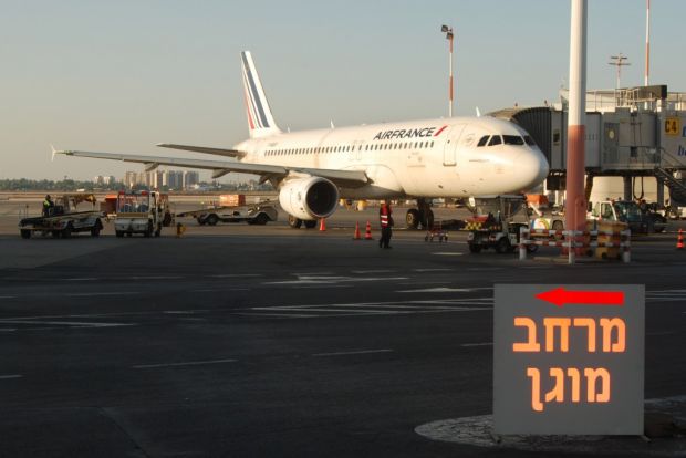 After flight cancellations, a waiting game at Ben Gurion Airport