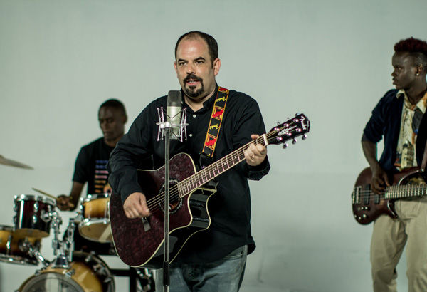 Gilad+Millo+recording+his+second+single+at+a+studio+in+Nairobi+on+Oct.+1.+Photo%3A+Raymond+Ndikwe
