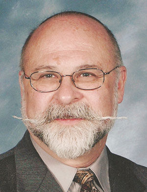 Rabbi Josef A. Davidson serves Congregation B’nai Amoona.