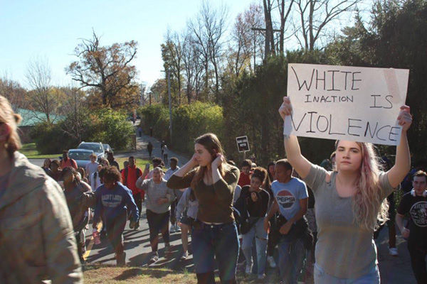 Ladue students at protest on Wednesday of last week. Photo: Lily Hauptman