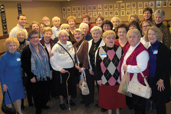 The+Holocaust+Survivors+and+Descendants+Group+in+2009.