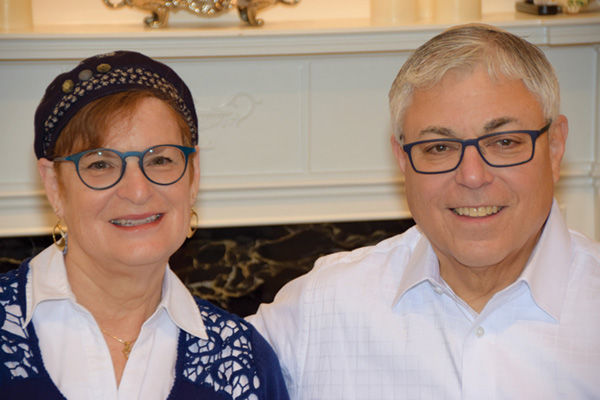 Chelle and Bobby Medow will be honored at Epstein Hebrew Academy’s 74th annual  banquet on March 14.
