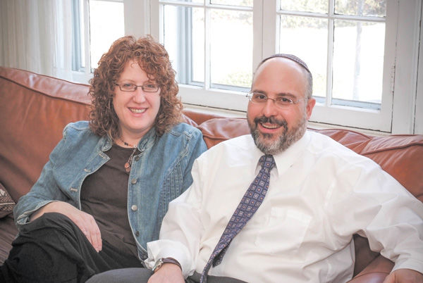 Bais Abraham will pay tribute to Rabbi Hyim Shafner and Sarah Winkelman and their family at a July 23 event. 