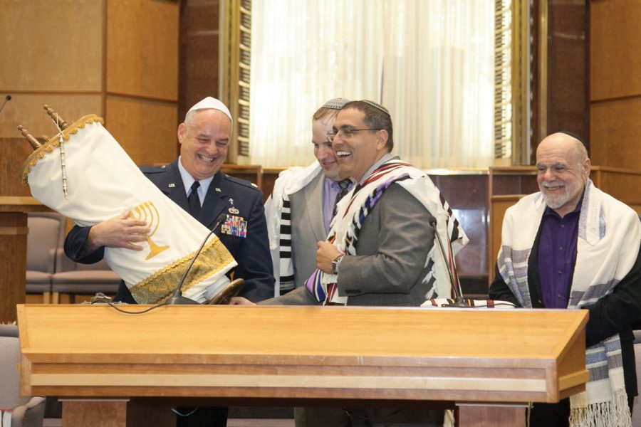 B’nai Amoona loans Torah to Air Force base