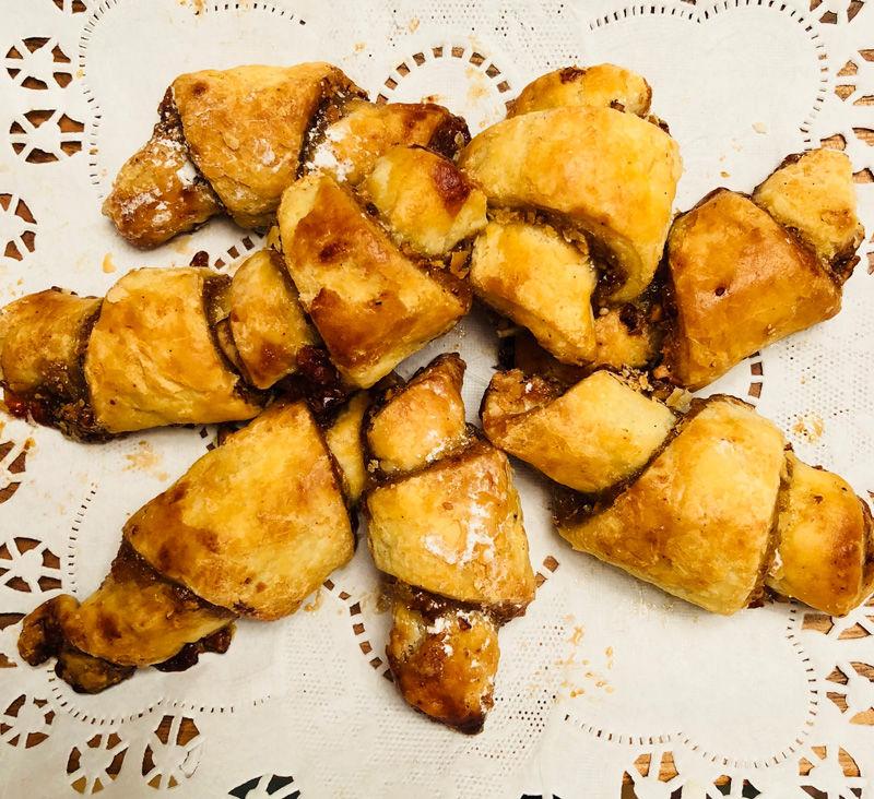 Apricot+and+White+Chocolate+Rugelach