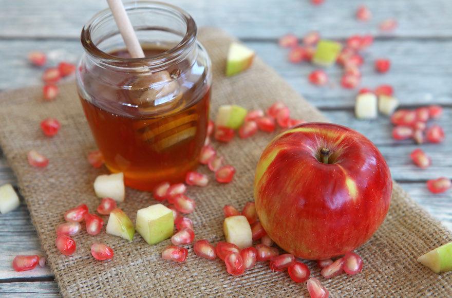 Why Jews dip apples in honey on Rosh Hashanah — and why vegans say the custom is a problem