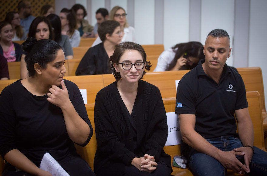 Lara Alqasem, US student detained in Israeli airport, can stay in country, Supreme Court rules