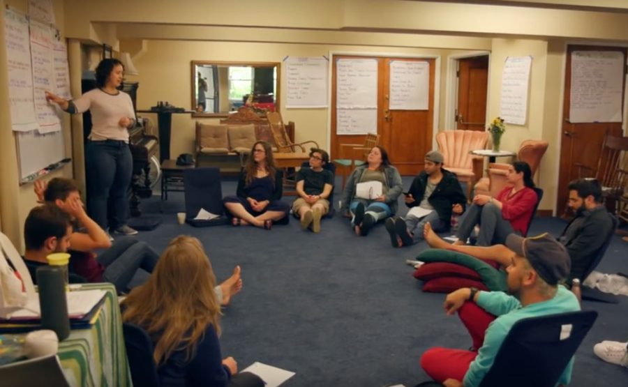 A+screenshot+from+Bend+The+Arc%E2%80%99s+promotional+video+on+YouTube+about+the+Jeremiah+Fellowship.+The+fellowship%2C+which+is+for+Jewish+young+adults+age+22-32%2C+is+expanding+to+St.+Louis.