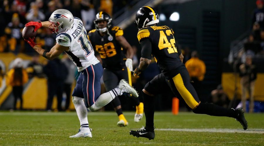 Patriots star Julian Edelman wears cleats with Hebrew on them to honor Pittsburgh synagogue shooting victims