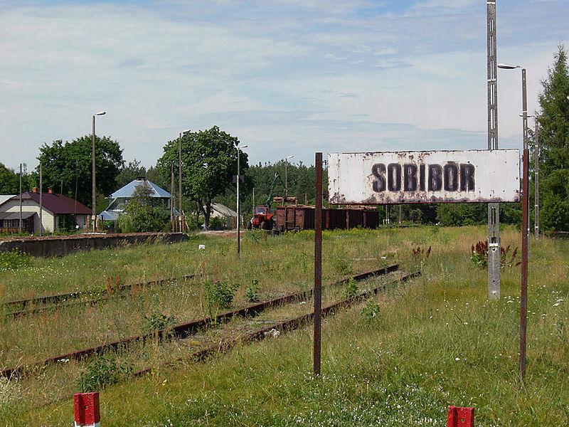 Sobibor+Railway+Station.+Photo%3A+Jacques+Lahitte