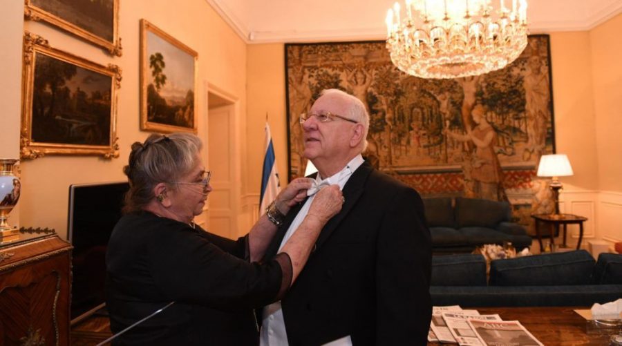 Nechama+Rivlin+adjusts+the+tie+of+her+husband%2C+Israeli+President+Reuven+Rivlin%2C+during+a+state+visit+to+Spain+in+2017.%28GPO%2FHaim+Tzach%29%C2%A0