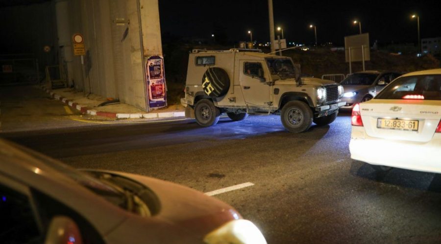 5 Israeli soldiers injured in car-ramming attack