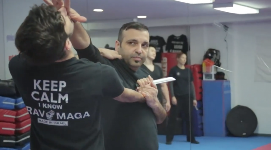 Avi+Abraham%2C+a+Krav+Maga+instructor+who+teaches+self-defense+classes+to+synagogue-goers%2C+shows+how+to+combat+an+attacker+in+a+promotional+video.+%28Screenshot+from+YouTube%29