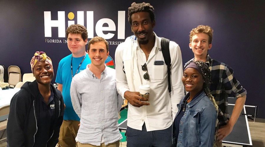 Amare+Stoudemire+is+leading+an+initiative+to+connect+Jewish+and+African-American+students+at+Florida+International+University.+%28Courtesy+of+FIU+Hillel%29%C2%A0