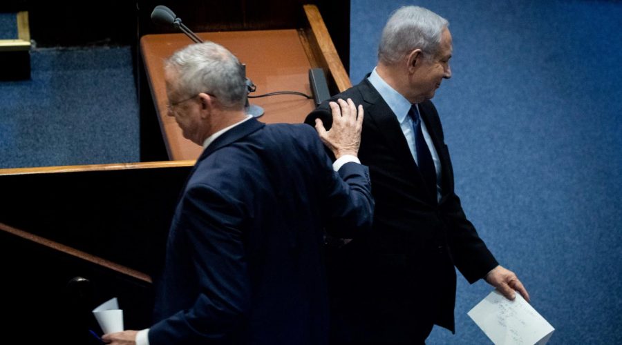 Netanyahu and Gantz sign agreement for ‘national emergency government’ that keeps Netanyahu as prime minister for now