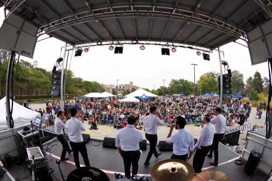 Jewish Federation of St. Louis and the J sponsored the Sababa Jewish Arts and Culture Festival on Sunday, Oct. 14 at Washington University. Photo: Zach Dalin Photography