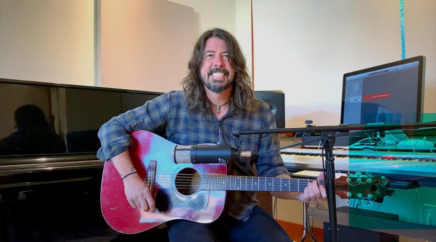 Dave+Grohl%2C+the+Foo+Fighters+singer%2C+is+pumping+out+entertaining+covers+of+songs+by+Jewish+artists+for+Hanukkah