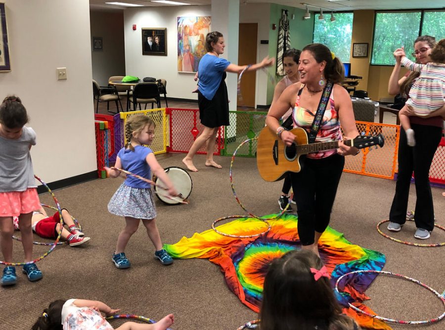 Shelley Dean (left) leads a Rhythm ‘N’ Ruach class at the Saul Brodsky Jewish Community Library before COVID. Now all classes are virtual.