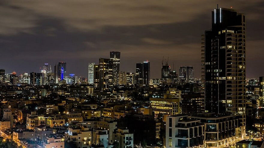 Tel Aviv night skyline. Credit: Pixabay. 