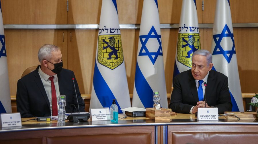 Israeli+Prime+Minister+Benjamin+Netanyahu%2C+right%2C+and+Defense+Minister+Benny+Gantz+at+the+weekly+Cabinet+meeting%2C+at+Jerusalem+City+Hall%2C+May+9%2C+2021.+%28Amit+Shabi%2FPOOL%29%0A