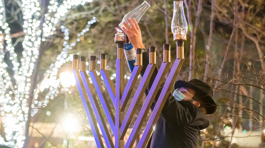 NY hate crimes unit investigating damaged menorah in Queens