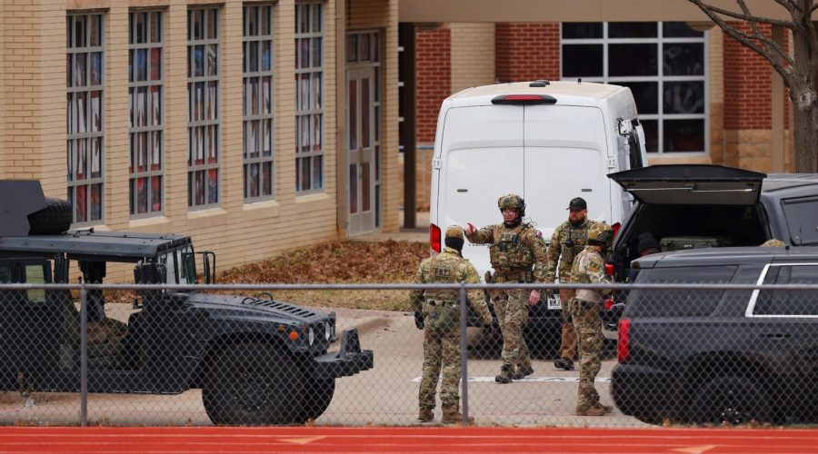 All+Texas+synagogue+hostages+%E2%80%98out+alive+and+safe%E2%80%99+after+harrowing+12-hour+standoff