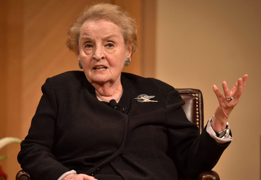 Madeleine+Albright%2C+the+first+woman+secretary+of+state+who+discovered+her+Jewish+roots+late%2C+dies+at+84