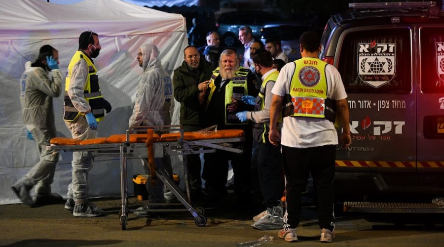 Suspected+terror+attack+in+northern+Israel+leaves+2+police+officers+dead+and+6+wounded