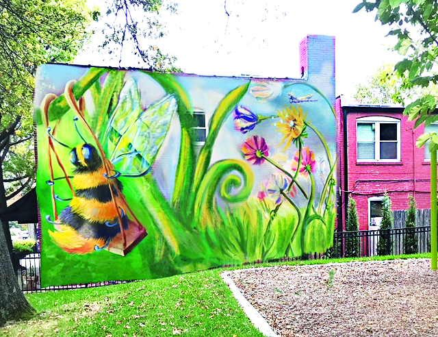 Busy bees fundraising for ‘Big Bee’ mural