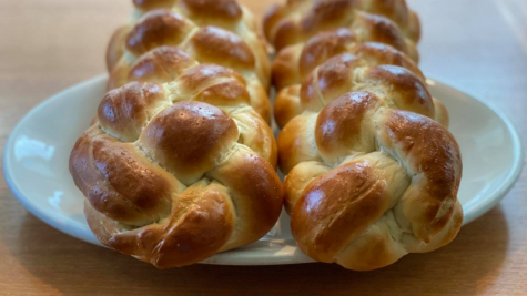 Where to find Challah in STL: Broyt Baking