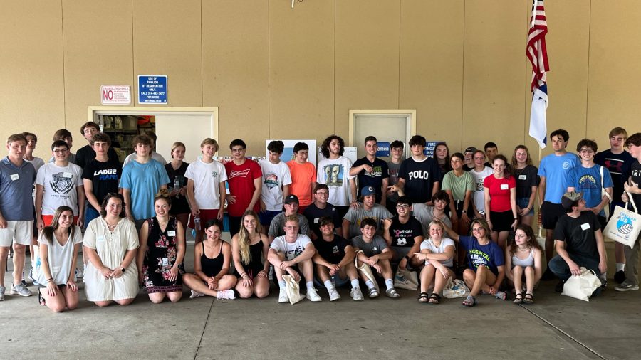 On Sunday, St. Louis Jewish teens gathered at the Jewish Community Center’s Day Camp Pavilion for last minute instructions and a meet-and-greet before embarking the next day (June 13) on a three-week Israel Bound trip under the auspices of Jewish Federation. 
