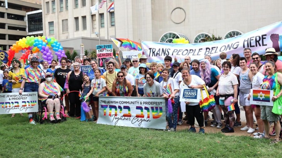 Photos: St. Louis Jews turnout big for Grand Pride Parade