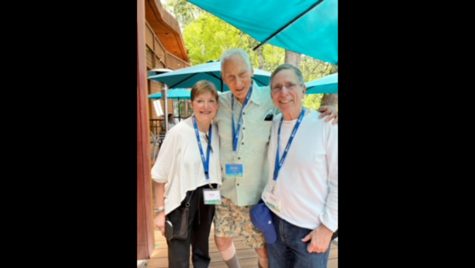 Michael and Leslie Litwack of St. Louis with Harold Grinspoon. 
