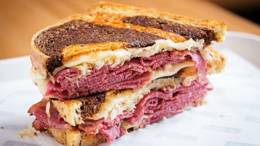 Where St. Louis Jews find their favorite Reuben sandwiches