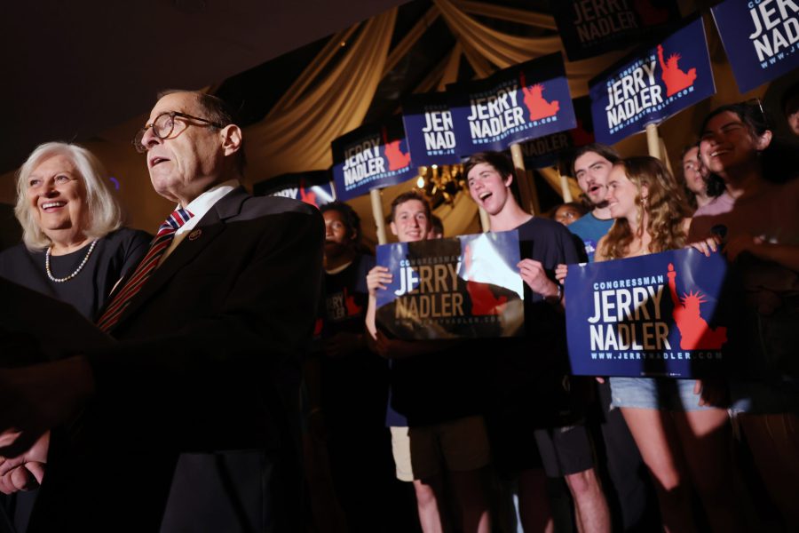 Jerry+Nadler+wins+primary+for+NYC+House+seat+over+fellow+Democratic+incumbent+Carolyn+Maloney