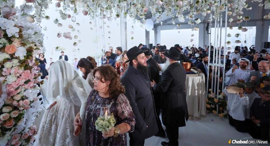 Abu+Dhabi+rabbinic+wedding+is+landmark+event+for+Jewish+life+in+Arab+world