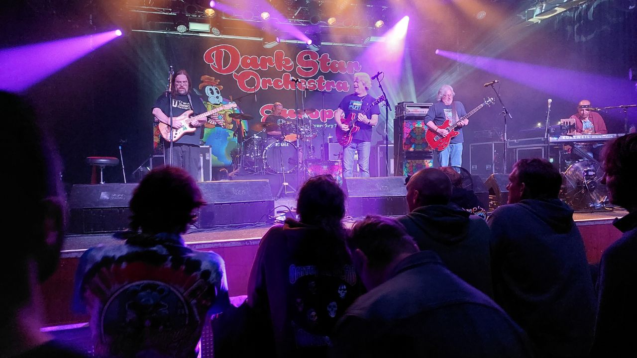 Truckin’ to Berlin with Grateful Dead with tribute band Dark Star ...