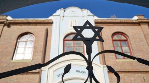 A Star of David on a synagogue gate. (Jose Luis Raota)
